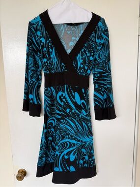 INC International Concepts Black and Teal Floral V-Neck Dress
